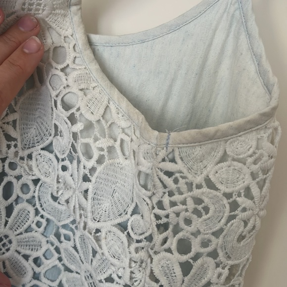 Gorgeous Denim and Lace Romper - Picture 4 of 4